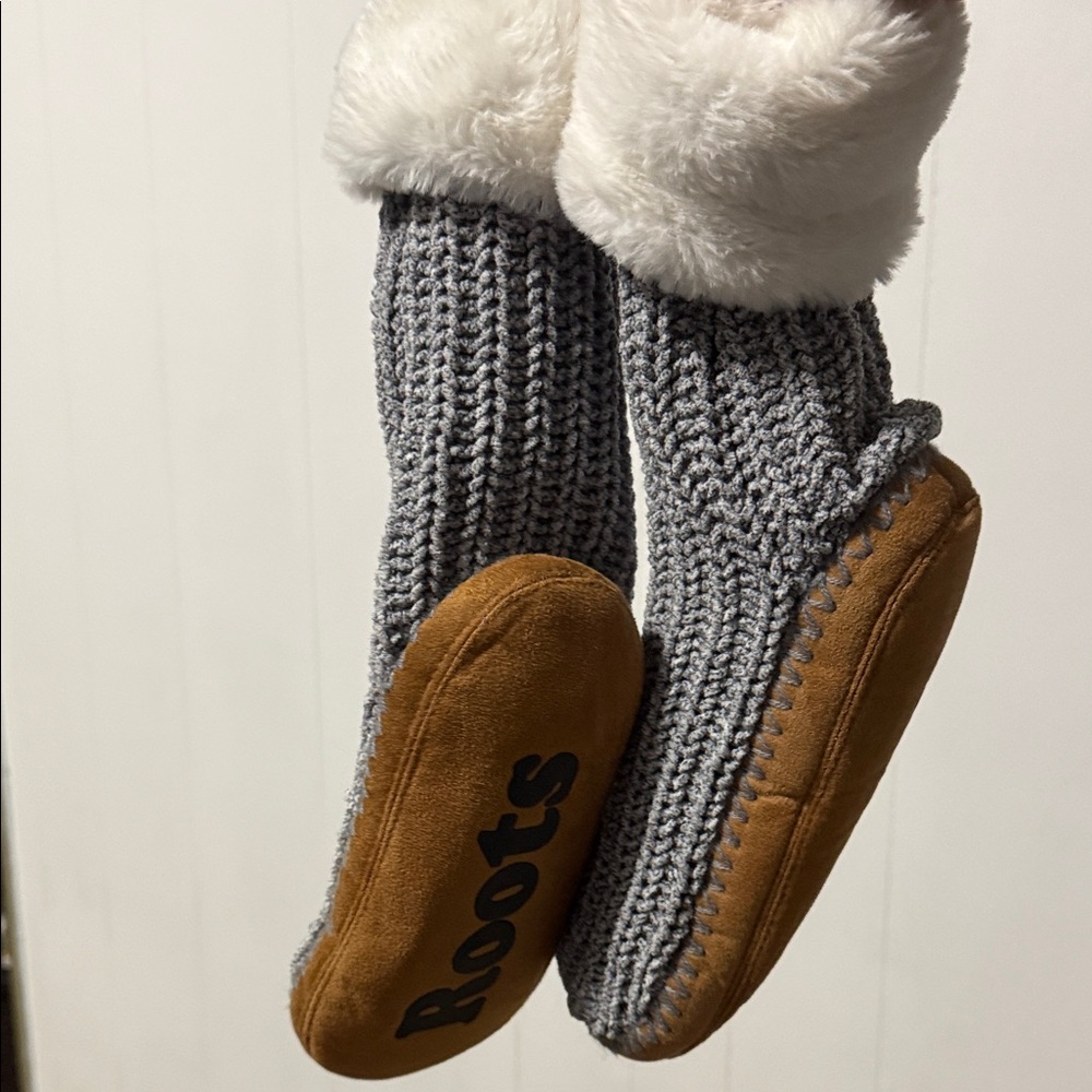Roots Knit Slipper Socks with Tan Soles